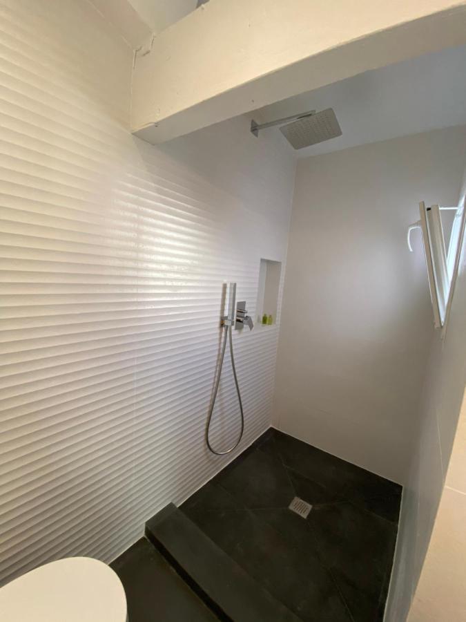 Atico Suite Con Terraza Totalmente Privada En Pleno Centro Historico De Sevilla Exteriör bild
